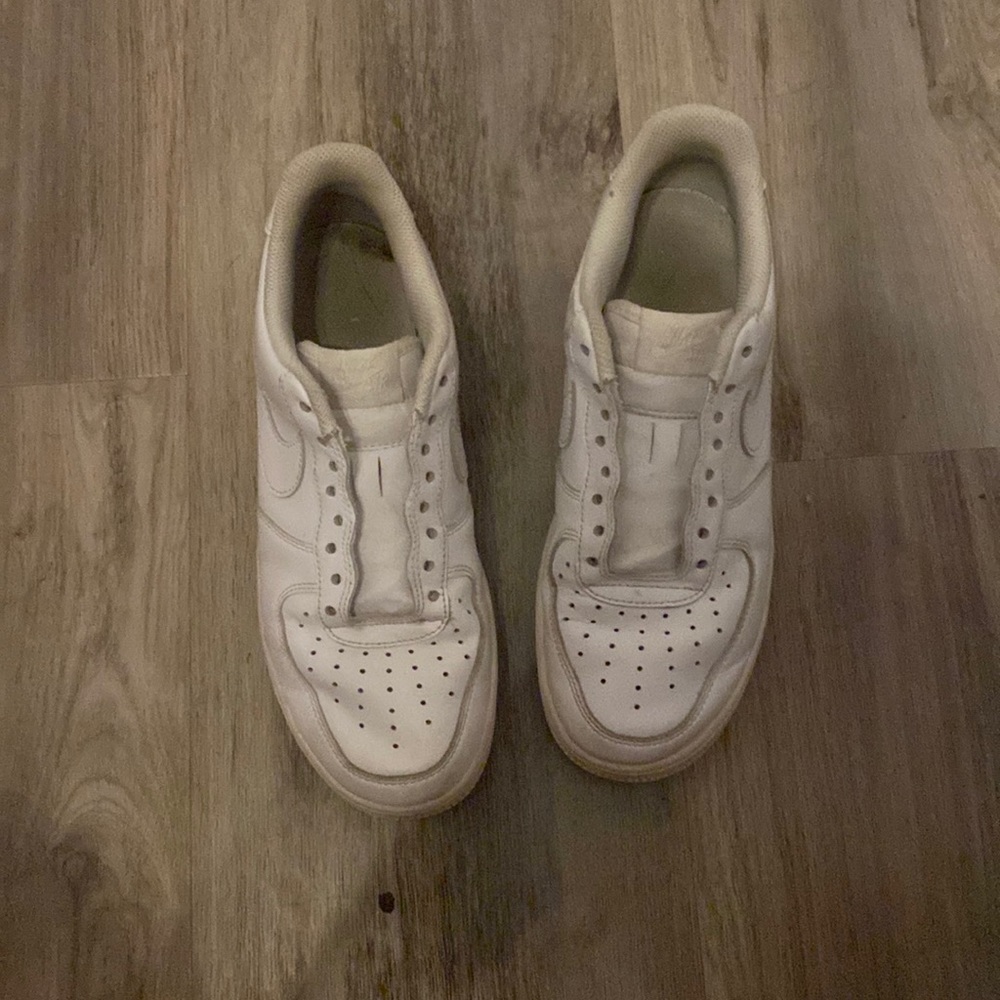 White air forces women’s size 9 1/2